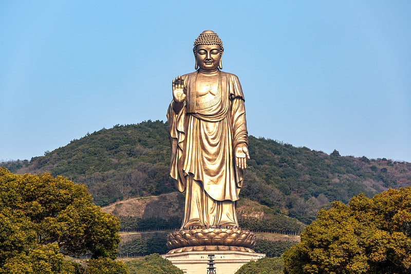 The Lingshan Grand Buddha and Nianhua Bay: A Zen World by Lake Taihu