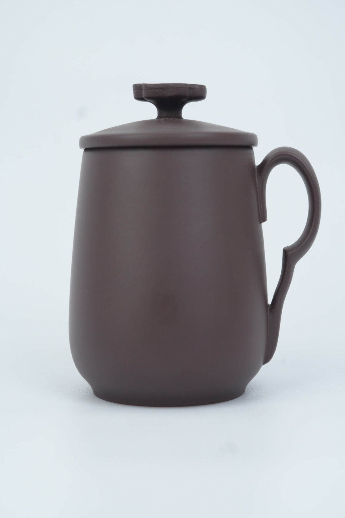 Xiaohuxianer Good Fortune Zisha Cup in aged purple clay, front view